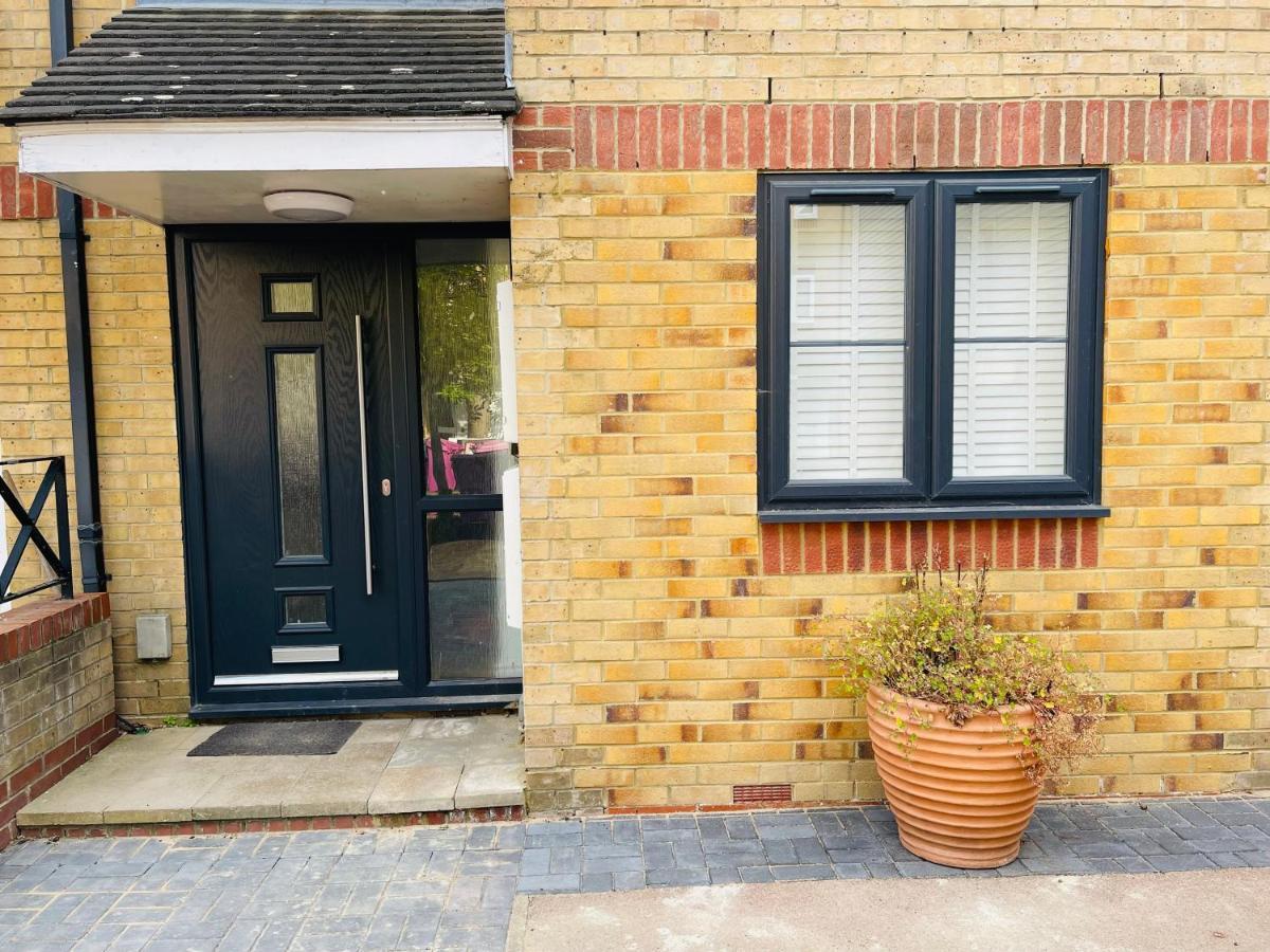 Riverside Premium Double Garden View E14 Londra